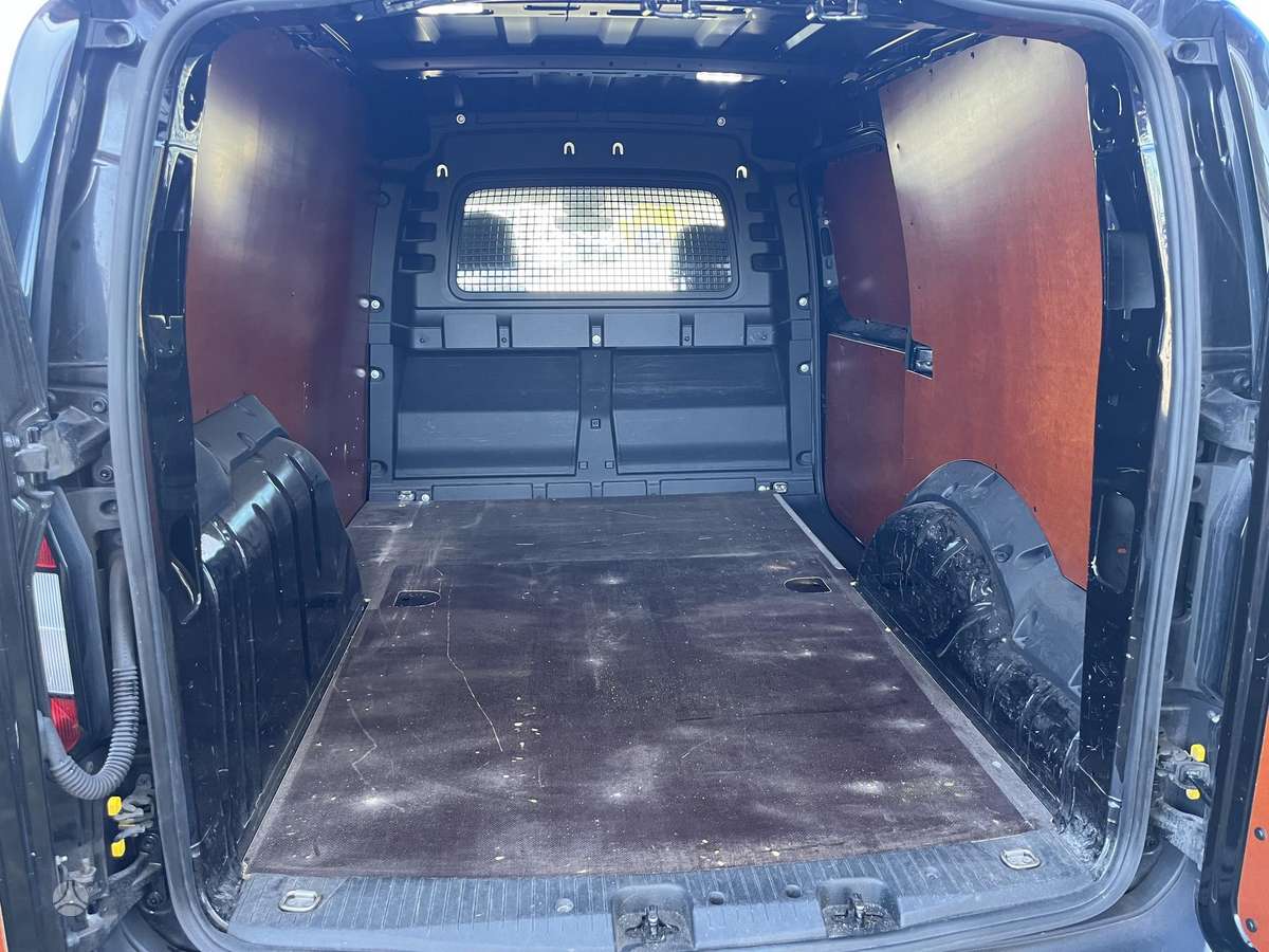 Volkswagen Caddy Maxi, 2.0 l., Минивэн