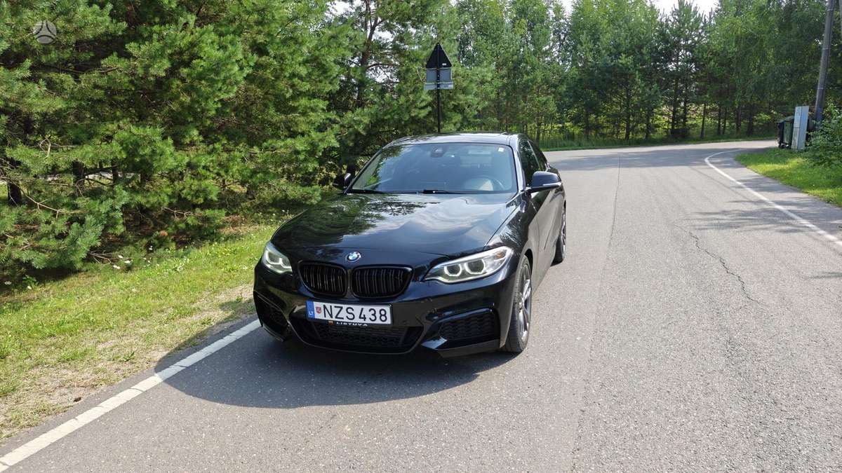 BMW 228, 2.0 l., coupe