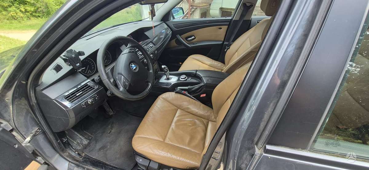 BMW 530, 3.0 l., sedanas