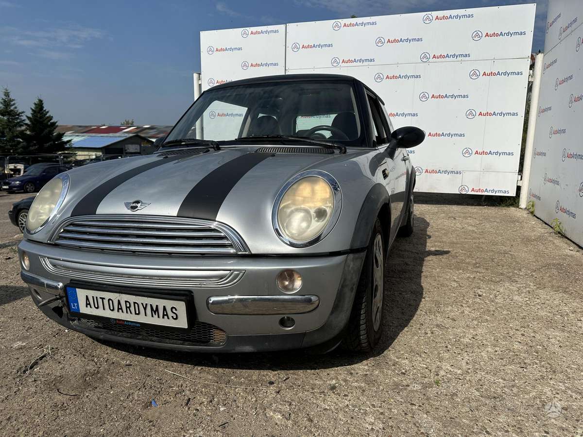 Mini Cooper Mini r50 cooper 2002m 85kw dalimis pradėtas ardyti 2026 08 05