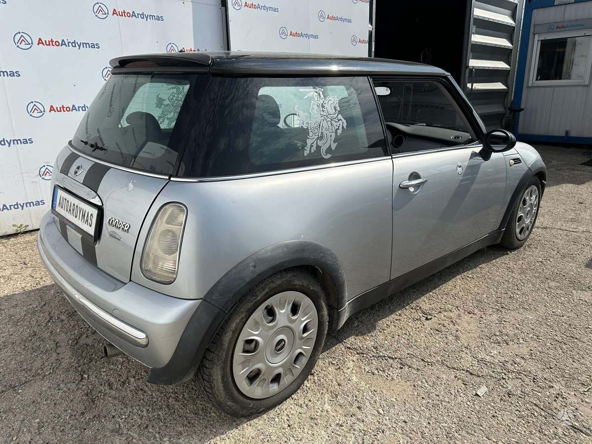 Mini Cooper Mini r50 cooper 2002m 85kw dalimis pradėtas ardyti 2026 08 05
