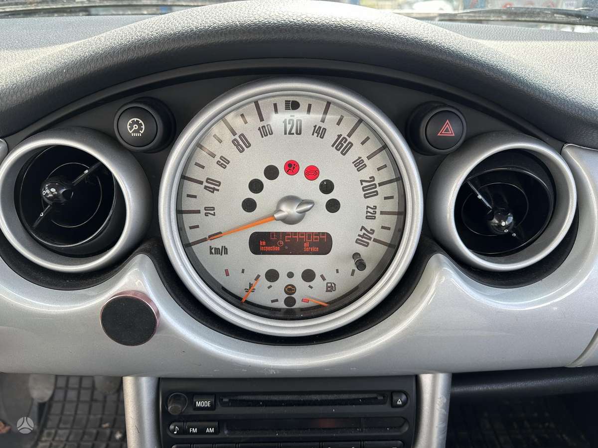 Mini Cooper Mini r50 cooper 2002m 85kw dalimis pradėtas ardyti 2026 08 05