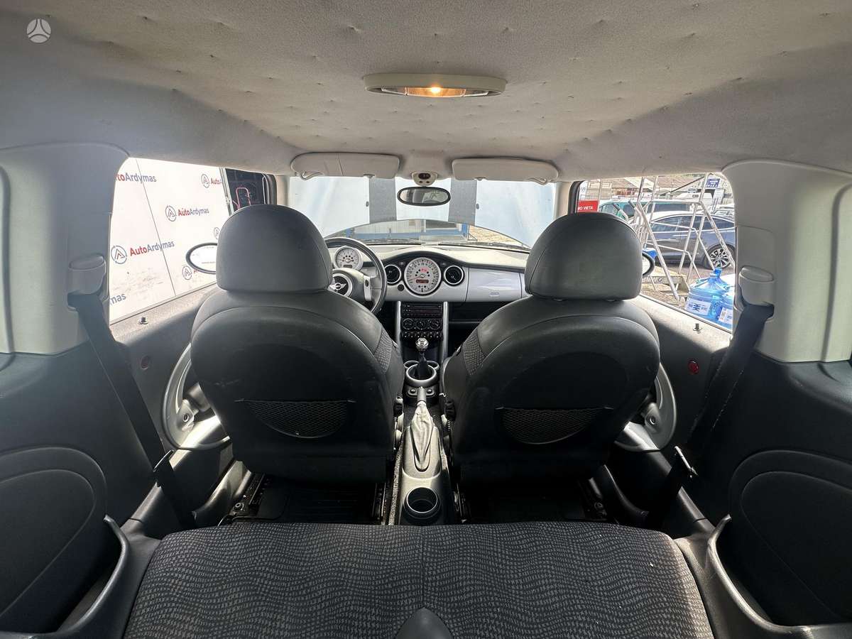 Mini Cooper Mini r50 cooper 2002m 85kw dalimis pradėtas ardyti 2026 08 05