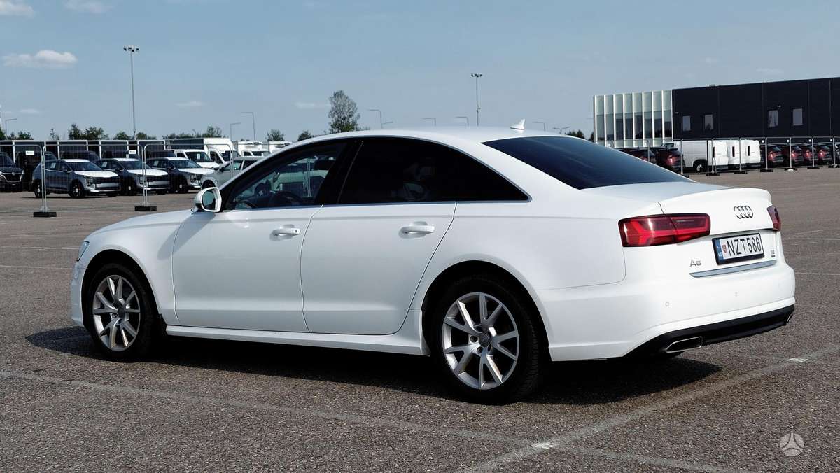 Audi A6, 2.0 l., Седан
