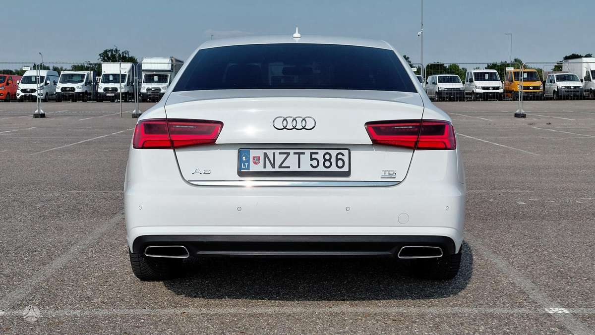 Audi A6, 2.0 l., Седан