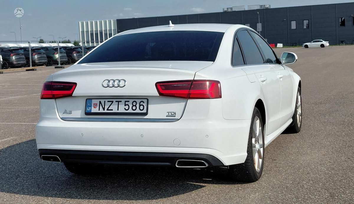 Audi A6, 2.0 l., Седан