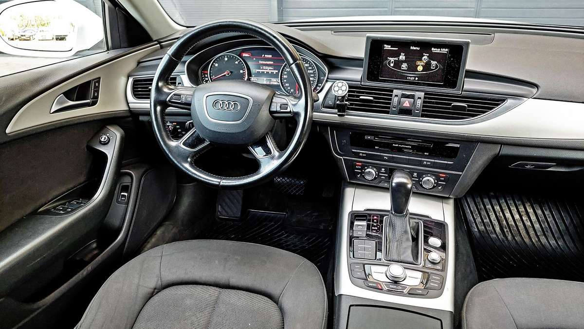 Audi A6, 2.0 l., Седан