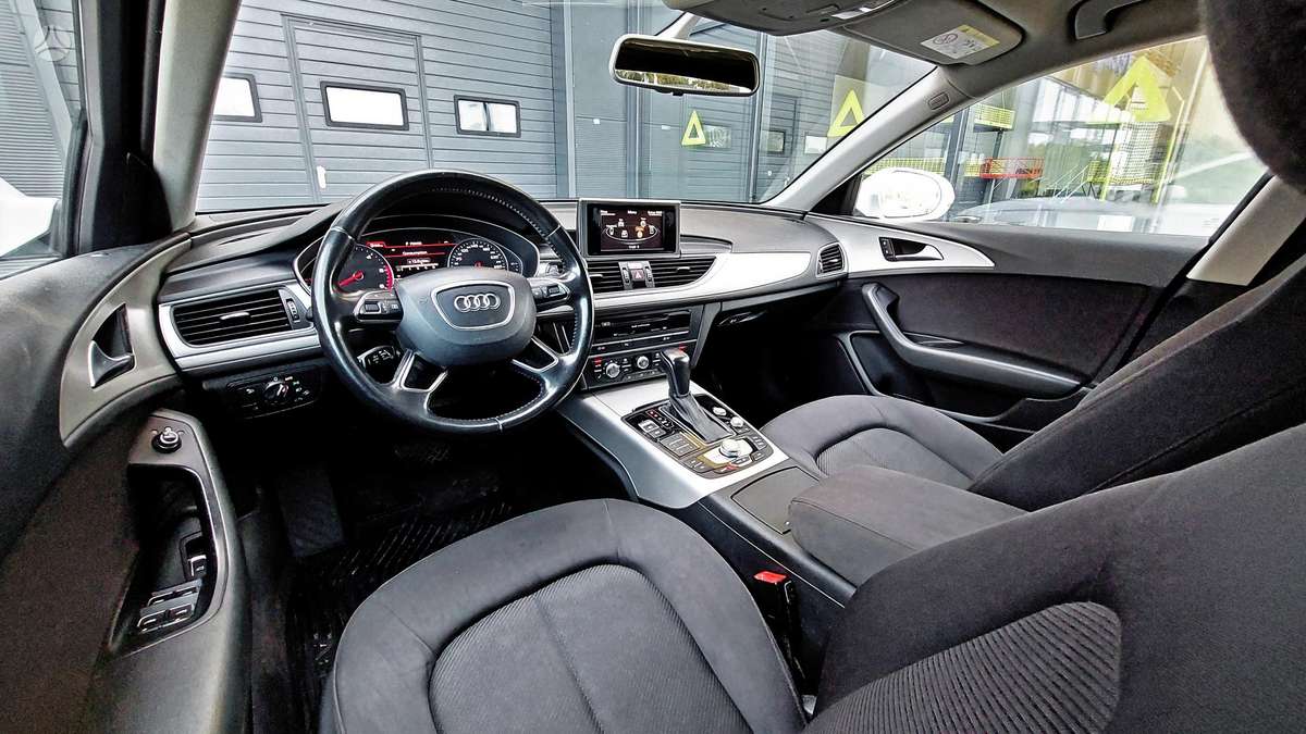 Audi A6, 2.0 l., Седан