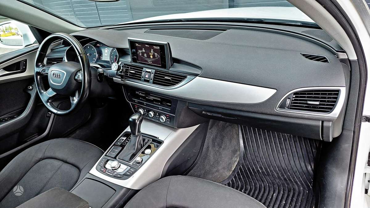Audi A6, 2.0 l., Седан