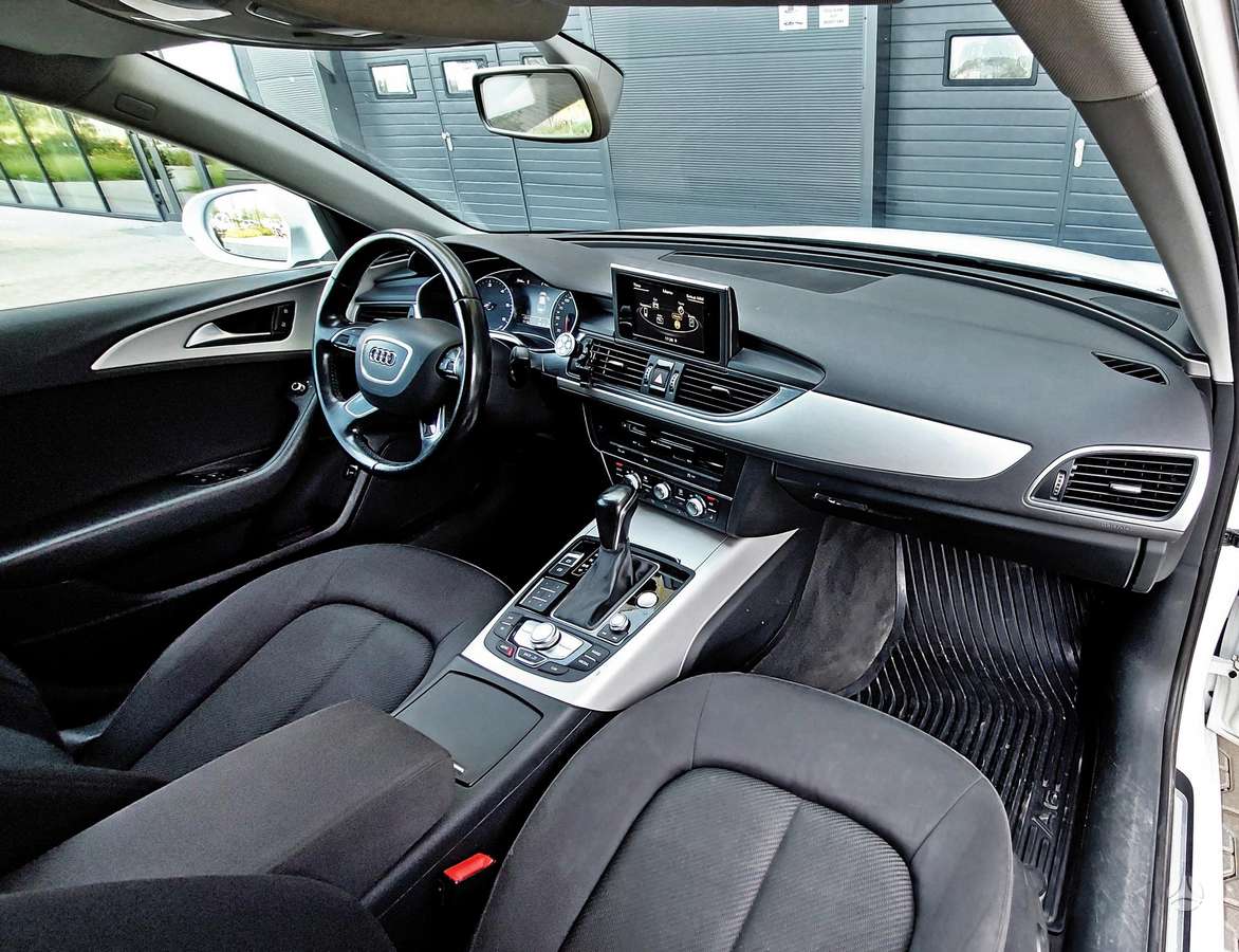 Audi A6, 2.0 l., Седан