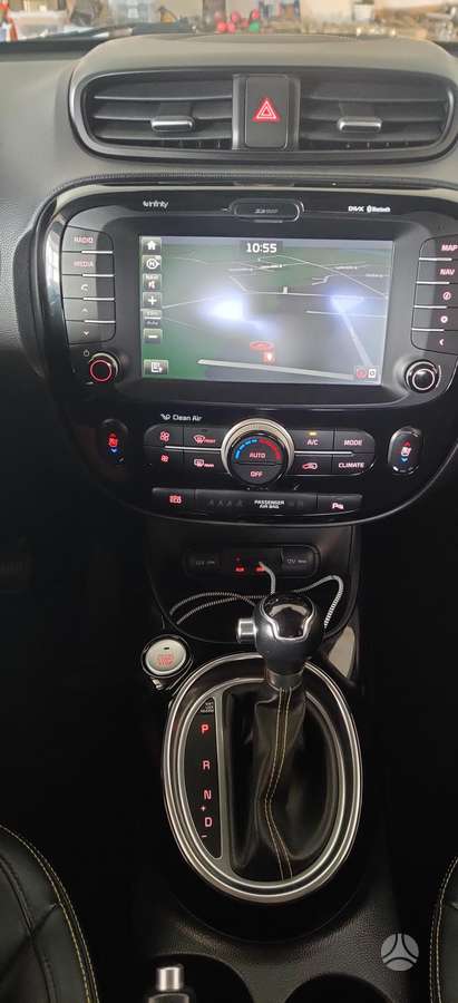 Kia Soul, 1.6 l., Внедорожник / Кроссовер