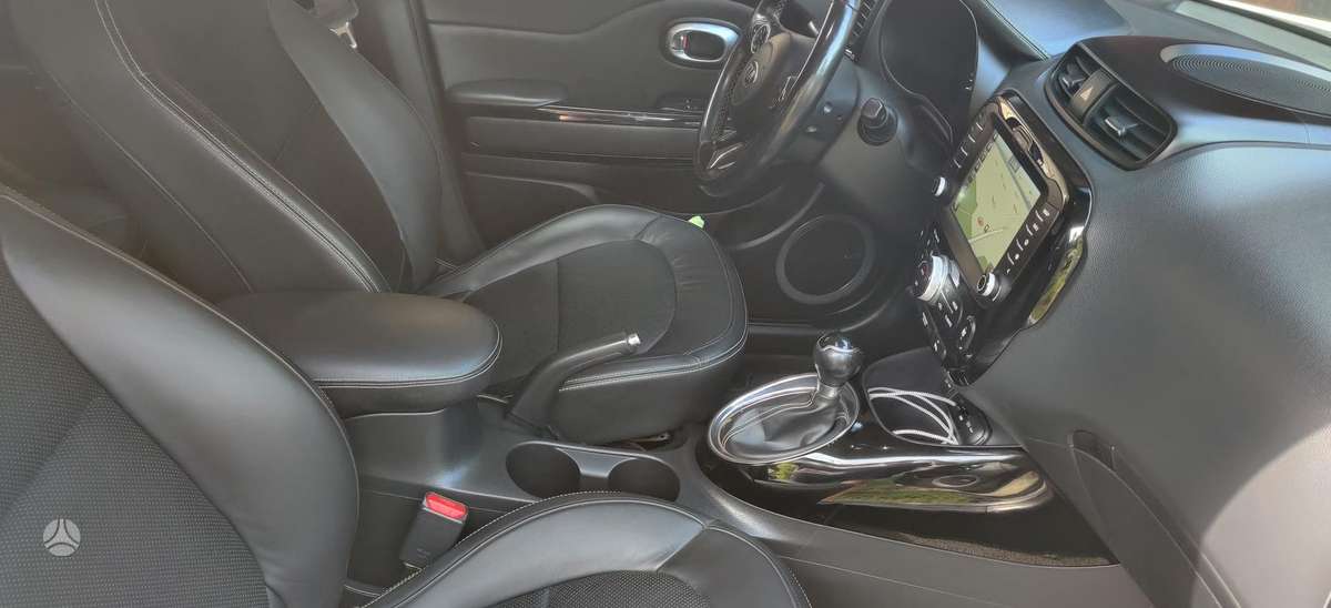 Kia Soul, 1.6 l., Внедорожник / Кроссовер