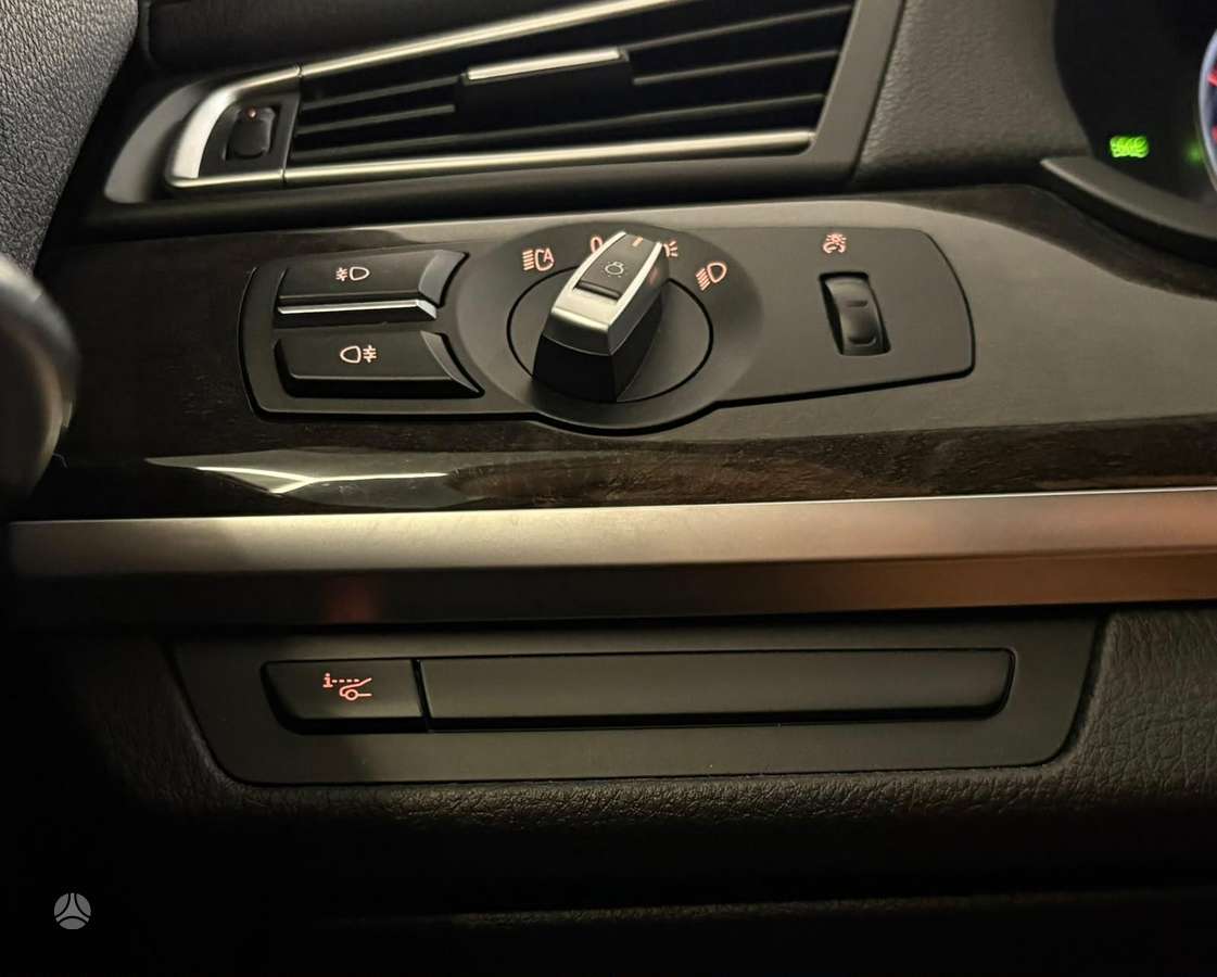 BMW 730, 3.0 l., Седан