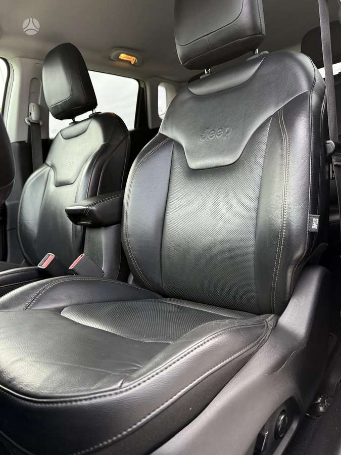 Jeep Compass, 2.0 l., off-road / crossover