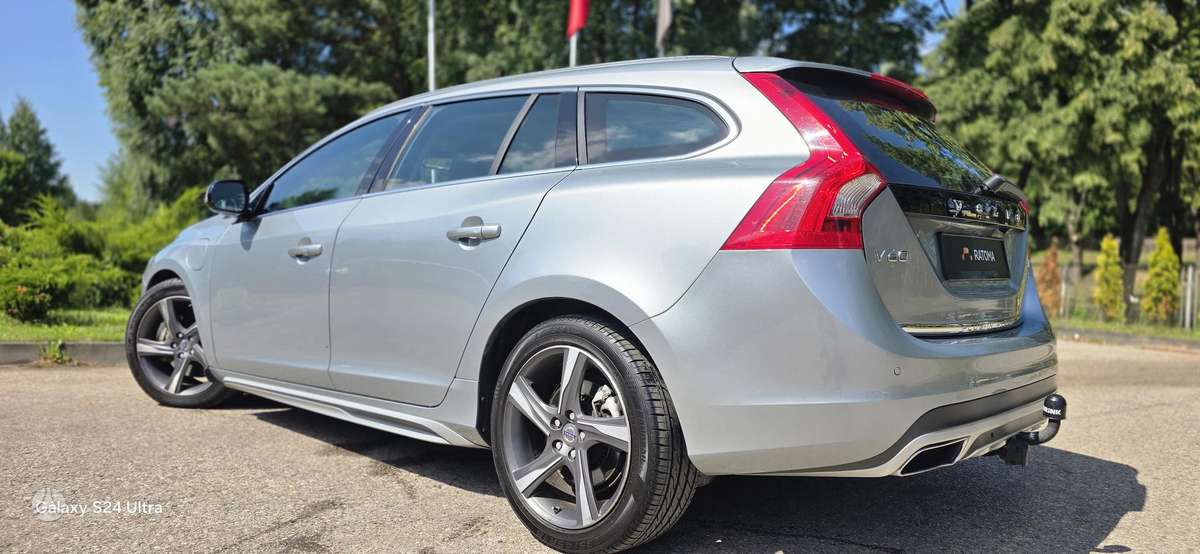 Volvo V60, 2.4 l., Универсал