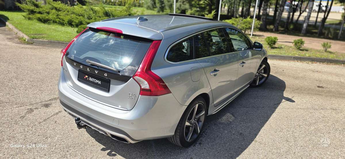 Volvo V60, 2.4 l., Универсал