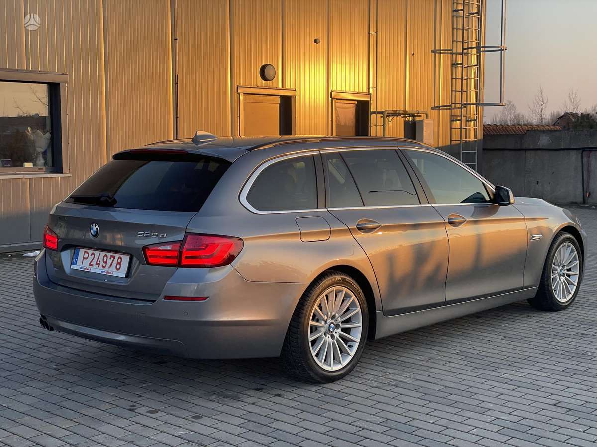BMW 520, 2.0 l., universalas