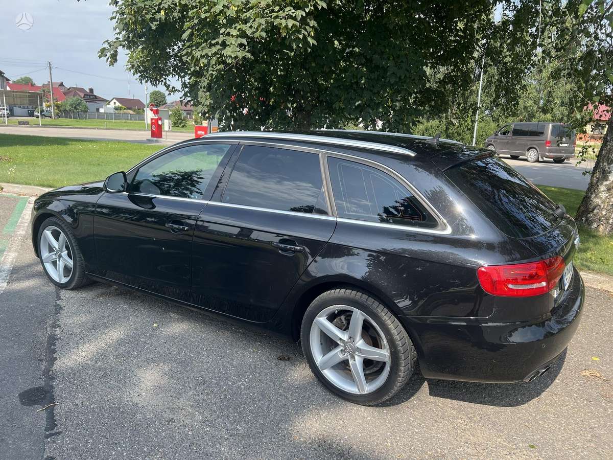 Audi A4, 2.0 l., Универсал