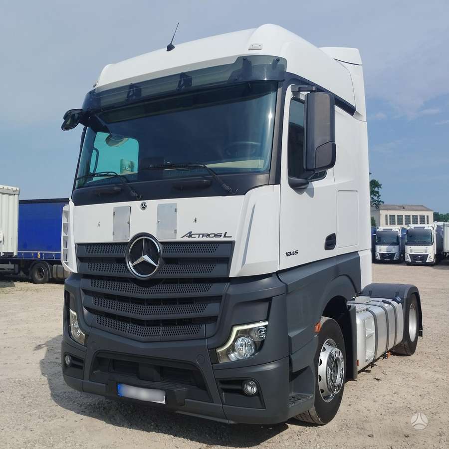 Mercedes-Benz Actros 1845 L, double sleeper