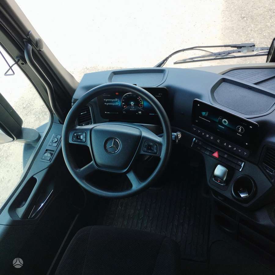 Mercedes-Benz Actros 1845 L, double sleeper