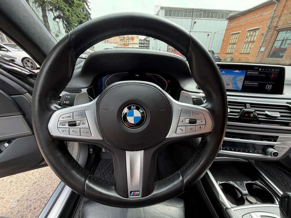 BMW 730, 3.0 l., Седан