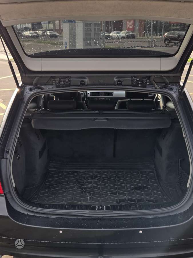 BMW 320, 2.0 l., wagon