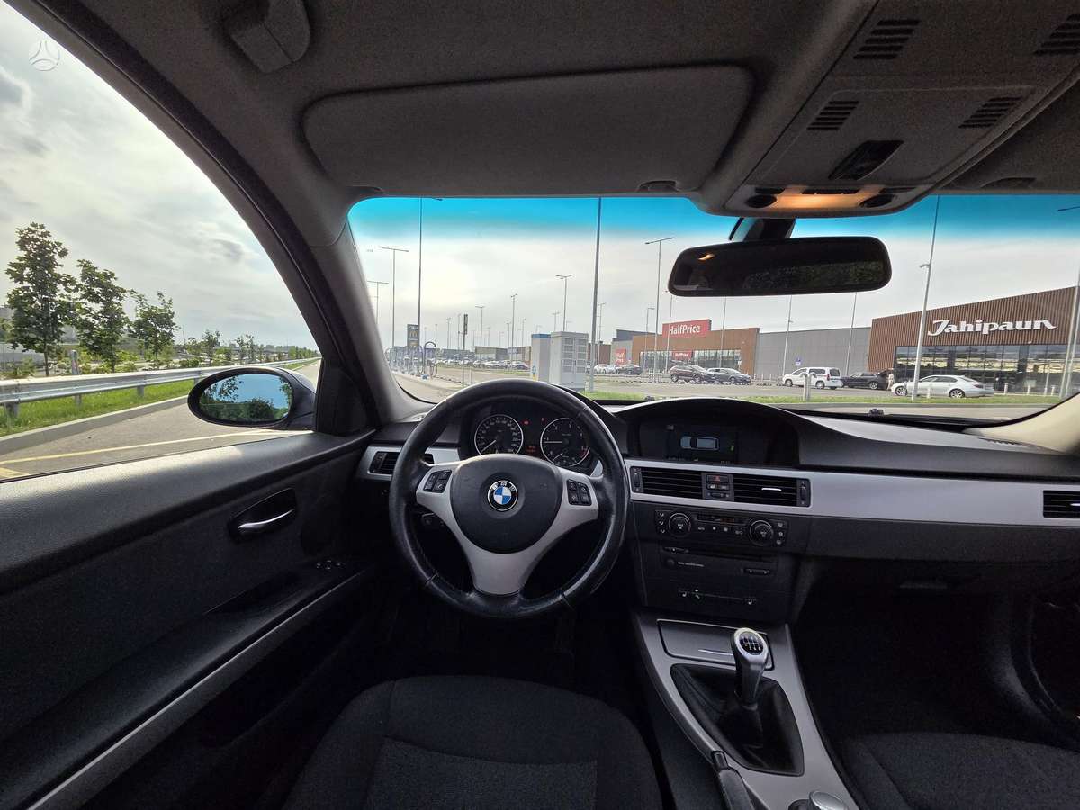 BMW 320, 2.0 l., Универсал