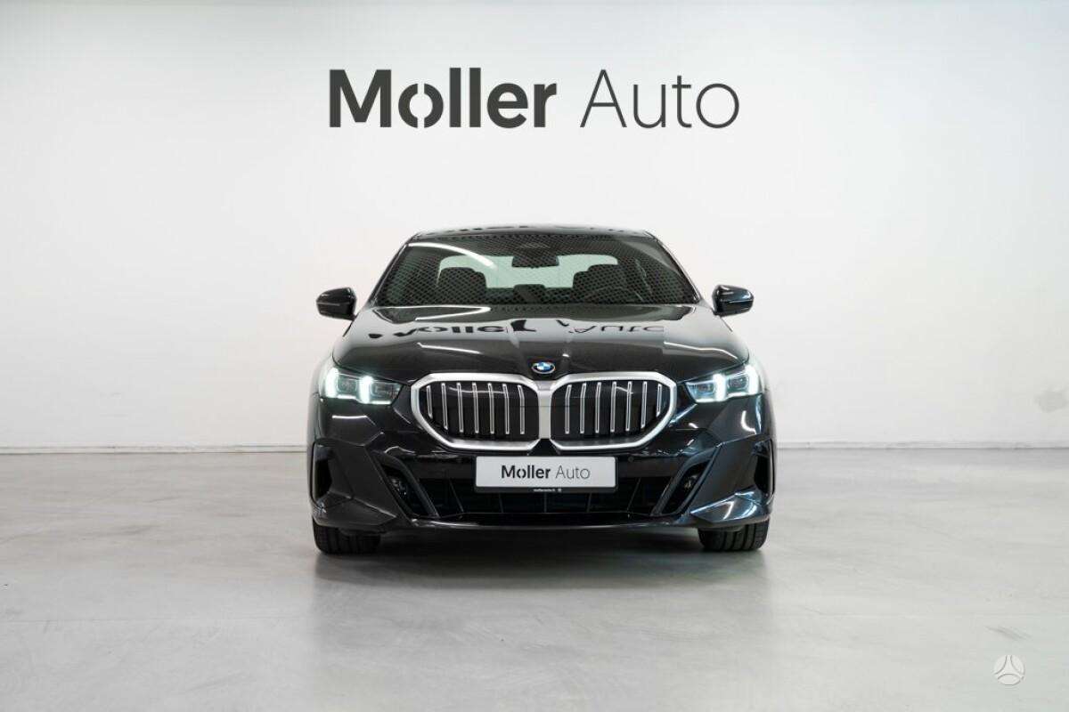 BMW 520, 2.0 l., Седан