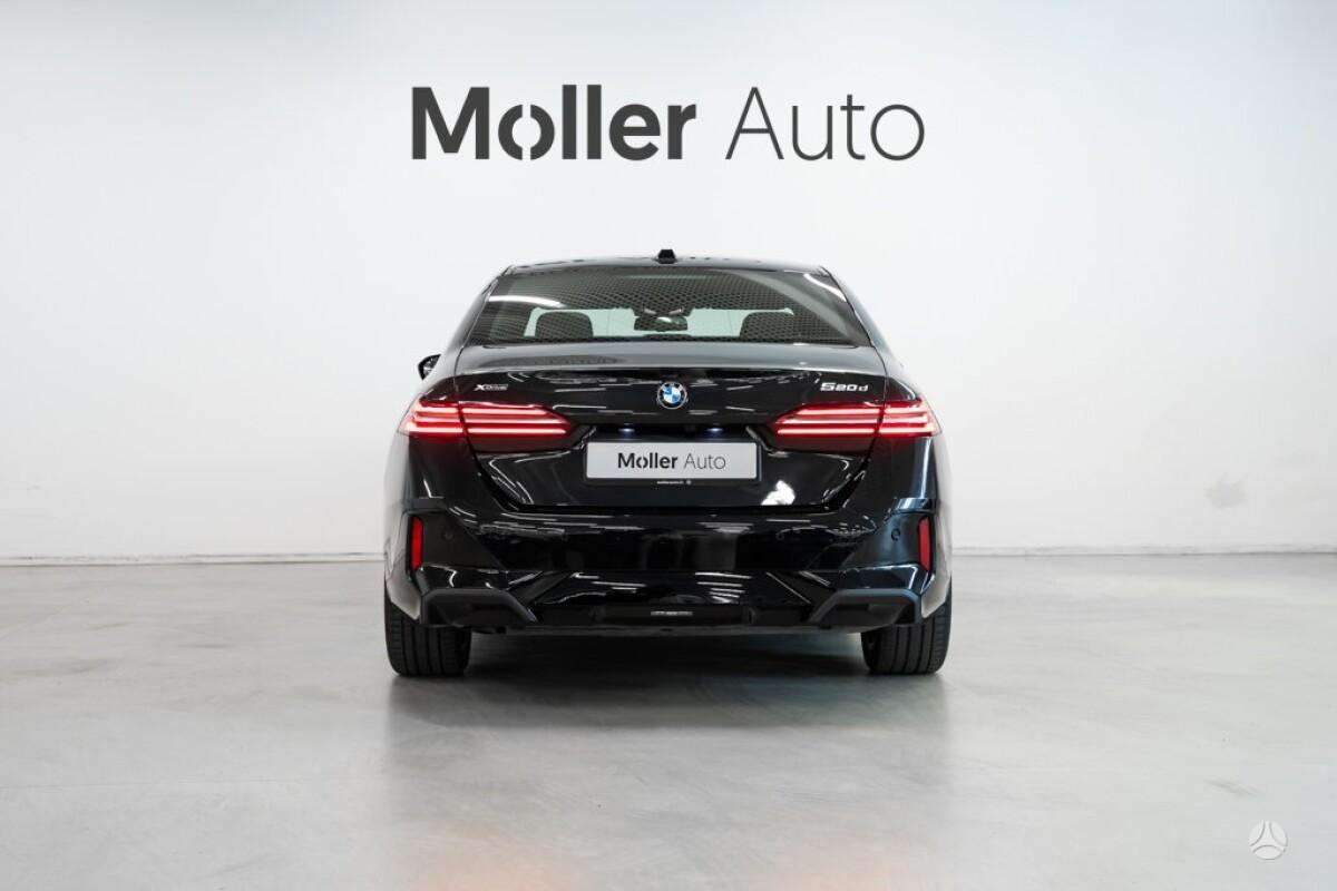 BMW 520, 2.0 l., Седан