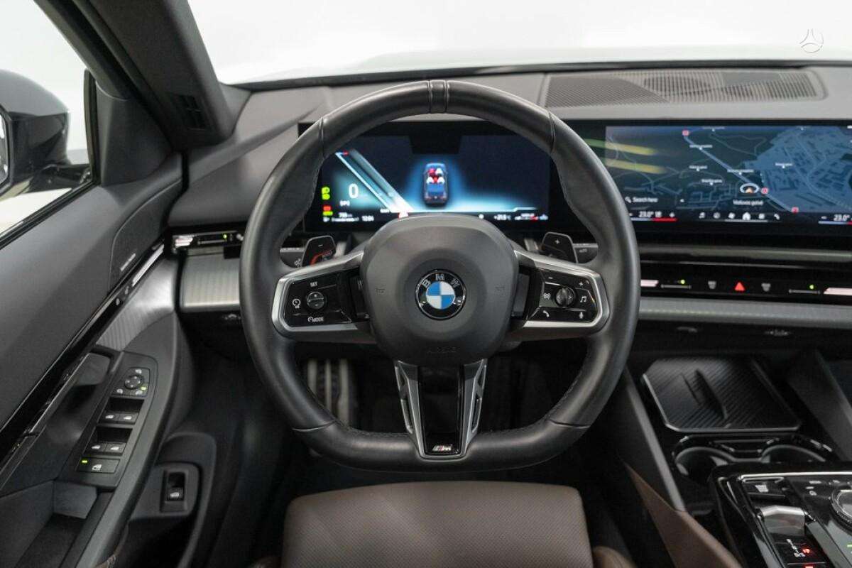 BMW 520, 2.0 l., Седан