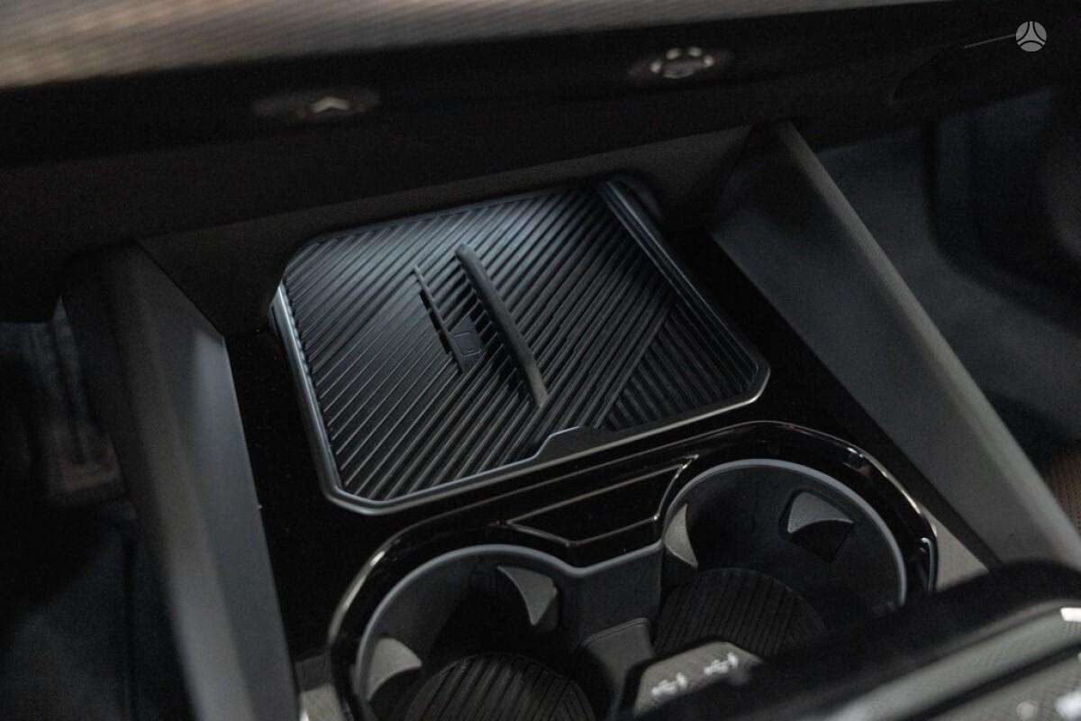 BMW 520, 2.0 l., Седан