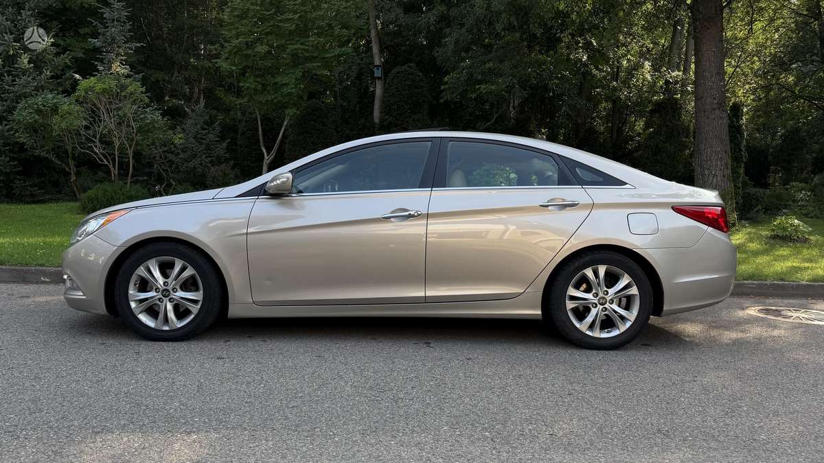 Hyundai Sonata, 2.4 l., Седан