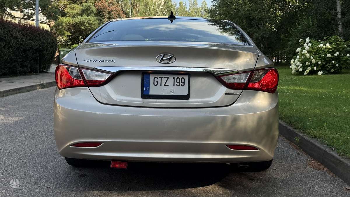 Hyundai Sonata, 2.4 l., Седан