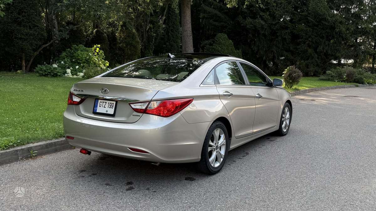 Hyundai Sonata, 2.4 l., Седан