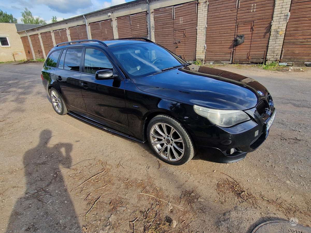 BMW 525, 2.5 l., Универсал