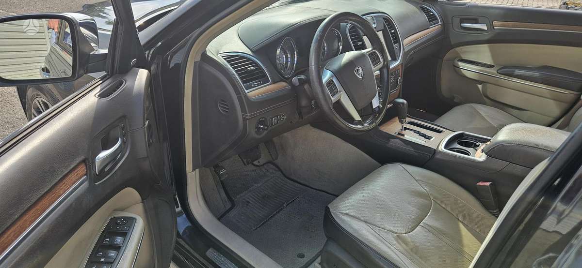 Chrysler 300