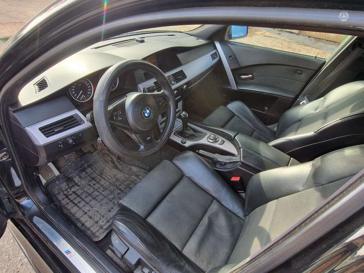 BMW 525, 2.5 l., Универсал
