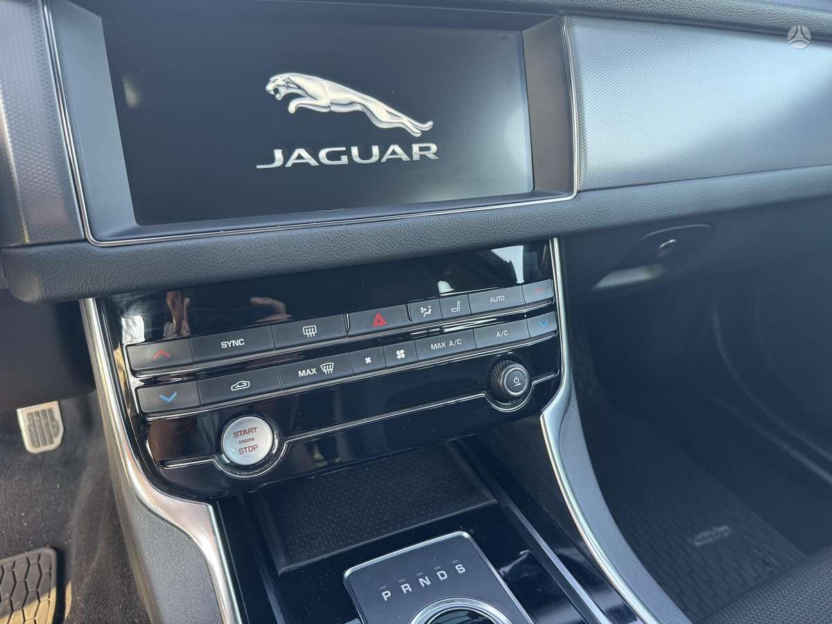 Jaguar XF, 2.0 l., Универсал