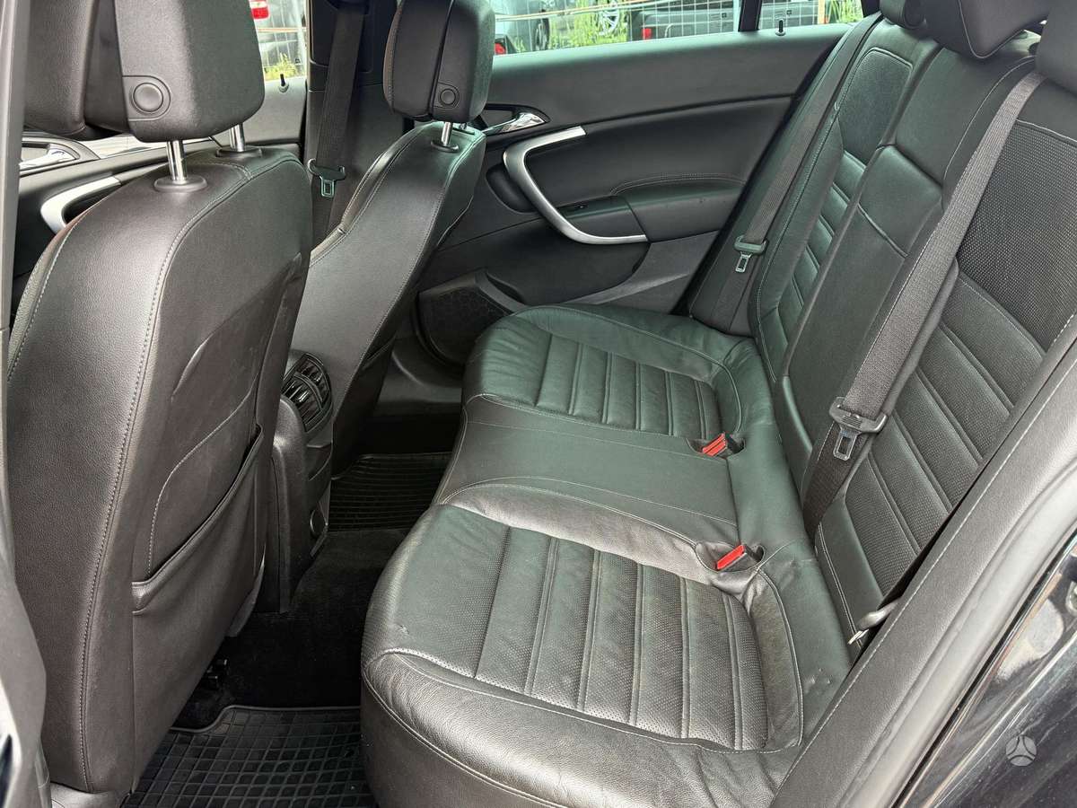 Opel Insignia, 2.0 l., Универсал
