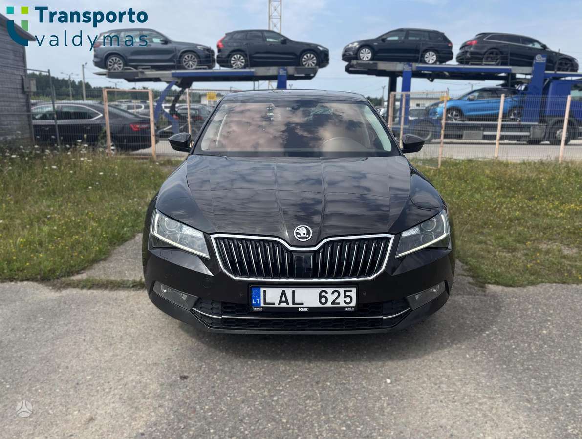 Skoda Superb, 1.5 l., hatchback