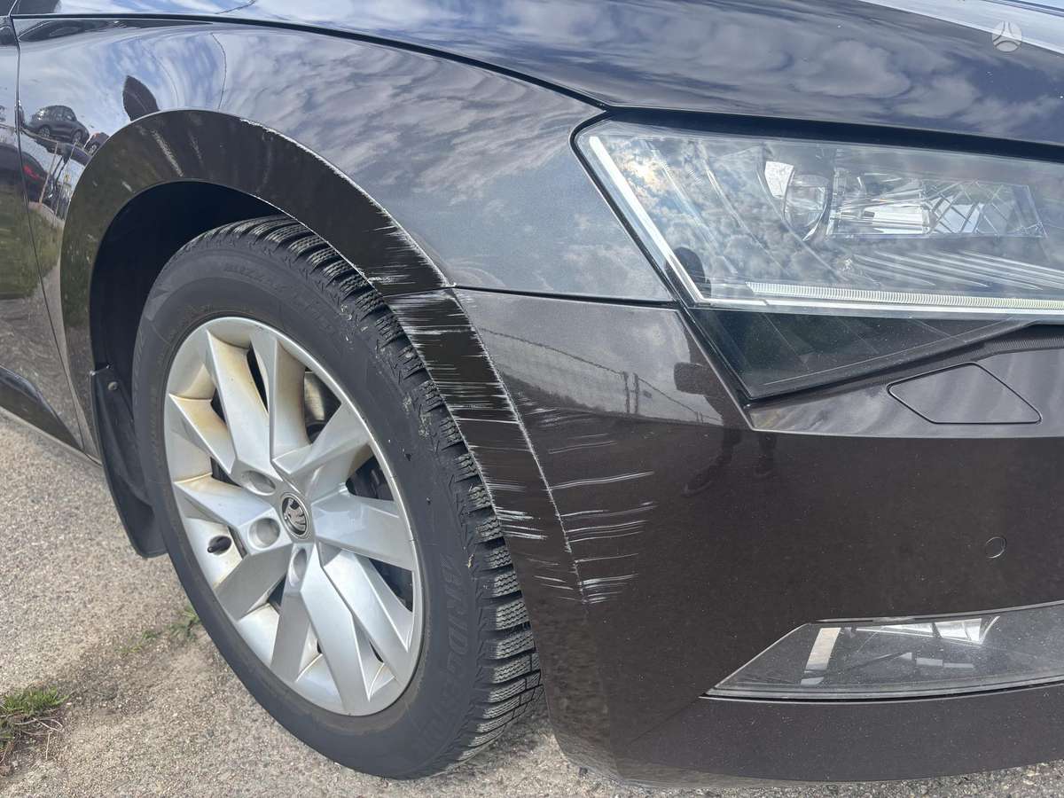 Skoda Superb, 1.5 l., hatchback