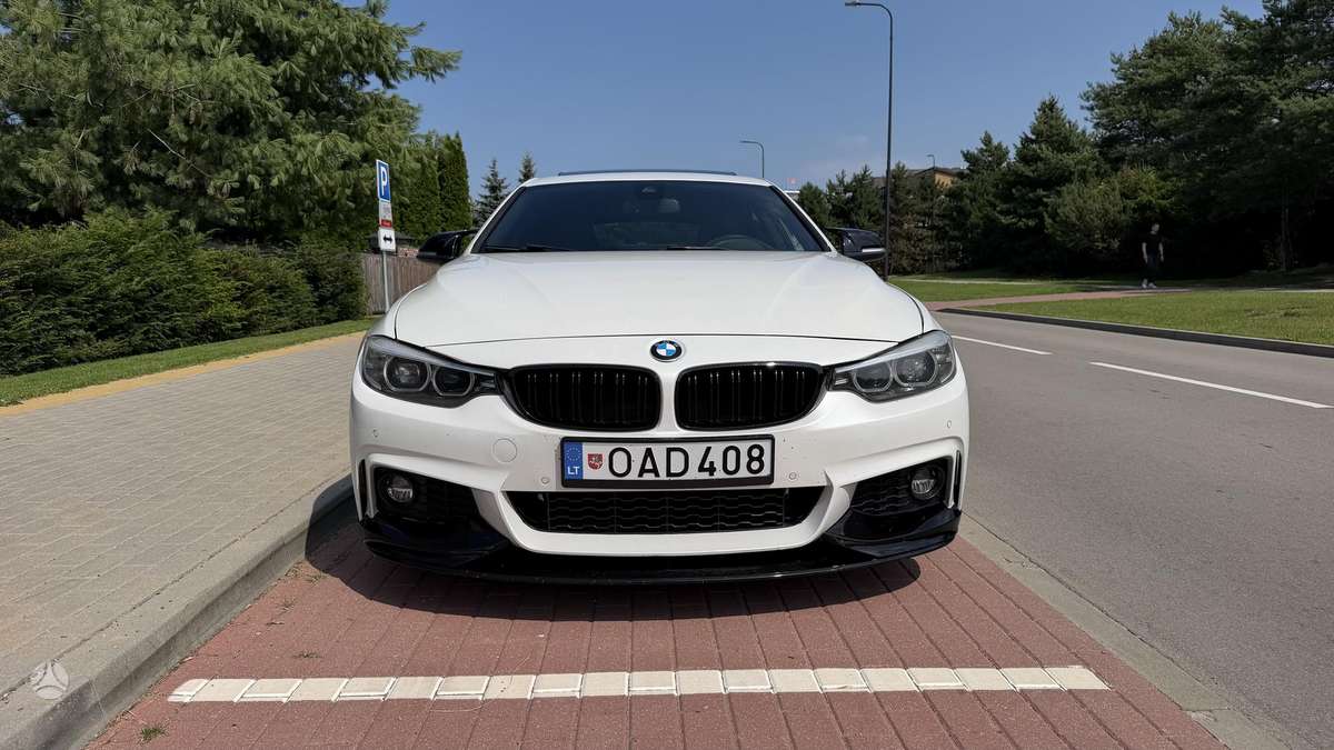 BMW 430, hatchback