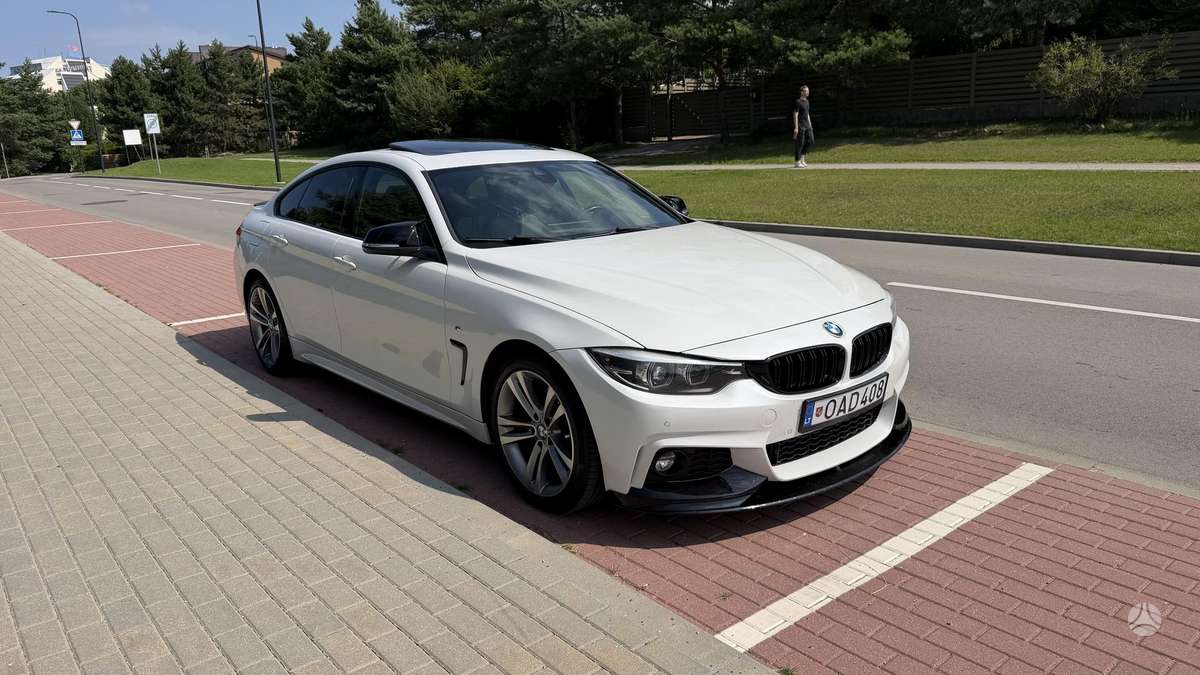 BMW 430, hatchback