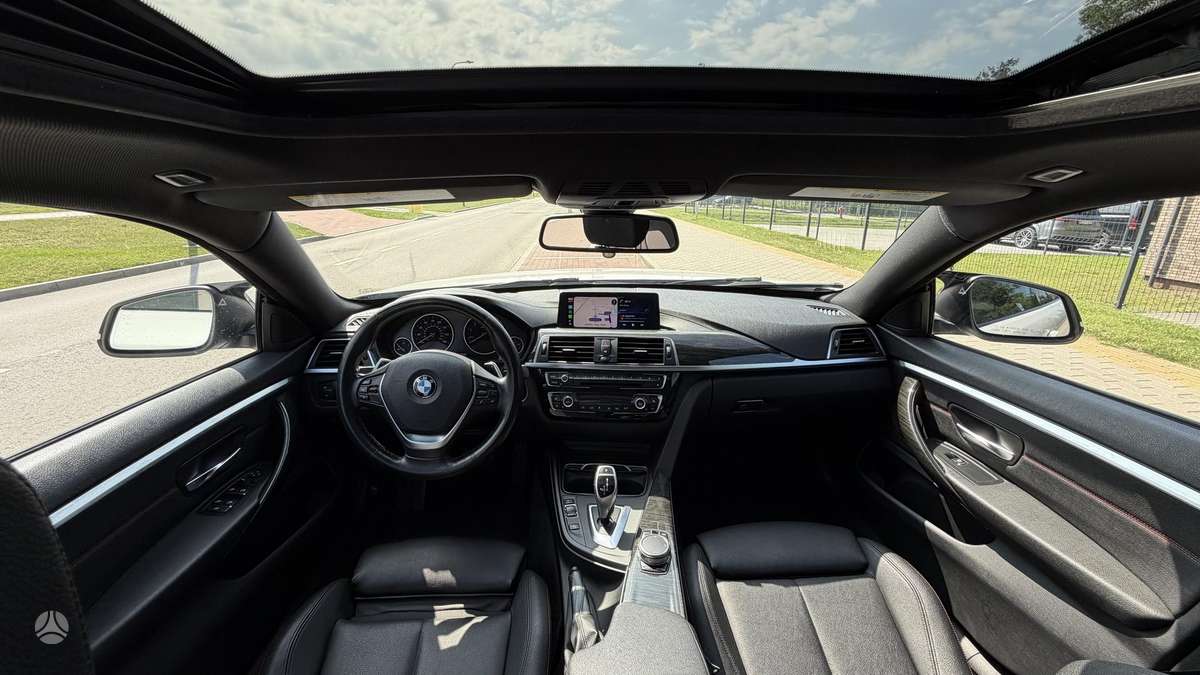 BMW 430, hatchback