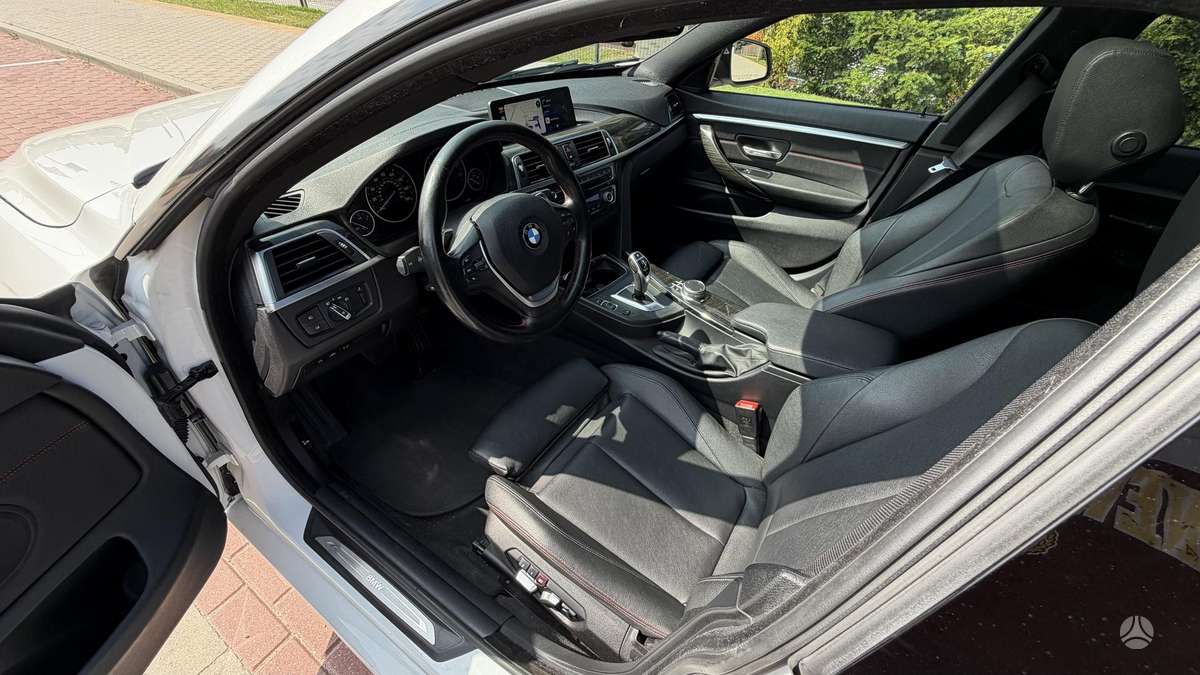 BMW 430, hatchback