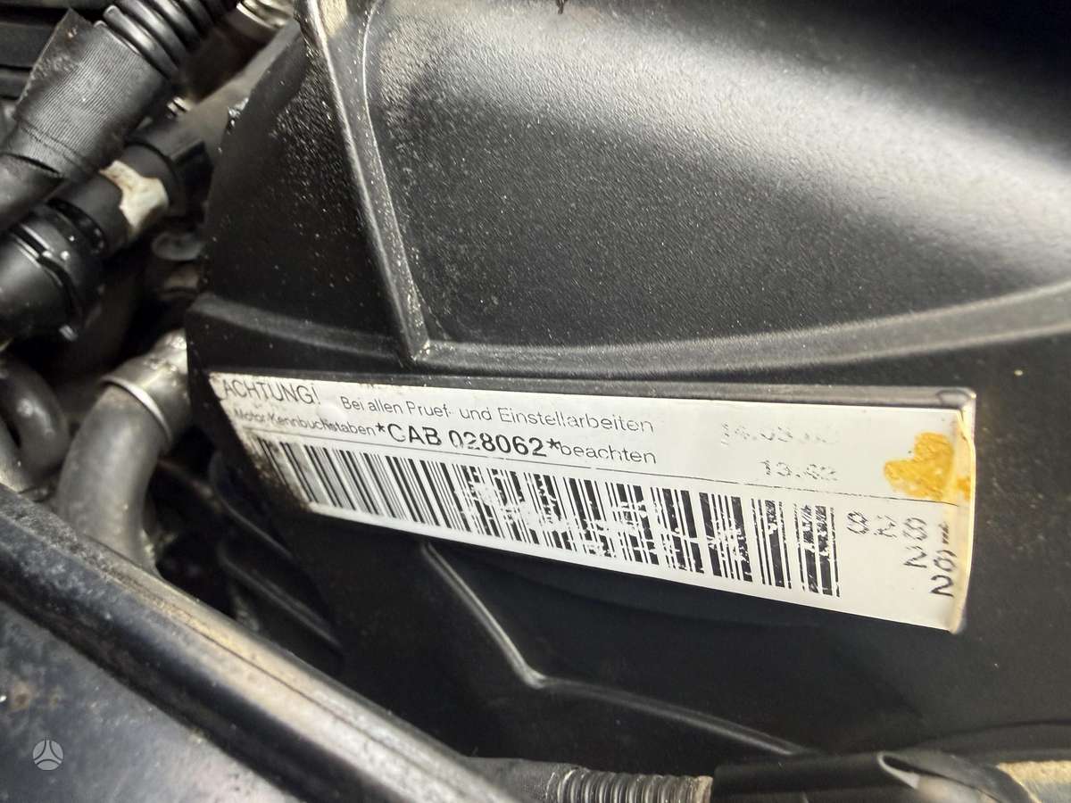 Audi A4 Dalimis
