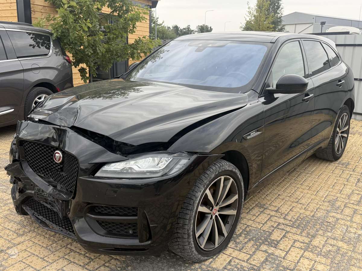 Jaguar F-Pace