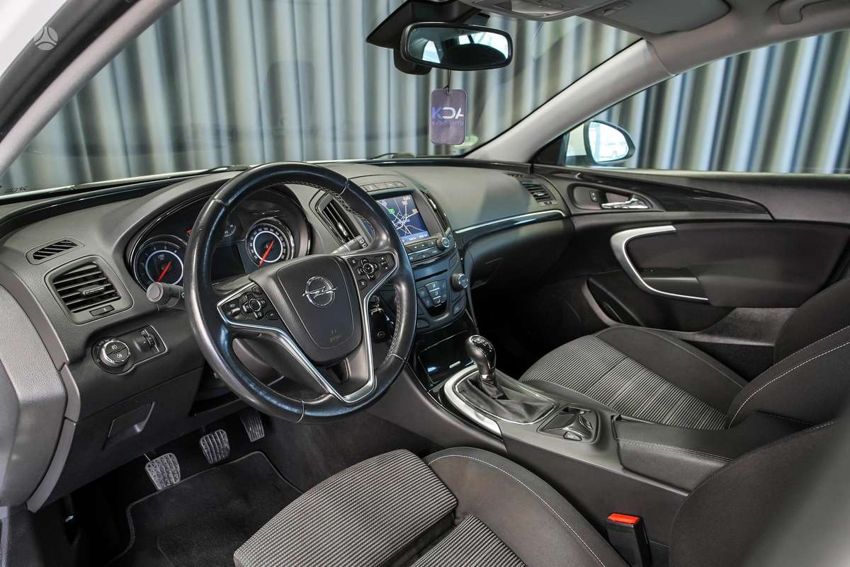 Opel Insignia, 2.0 l., Универсал
