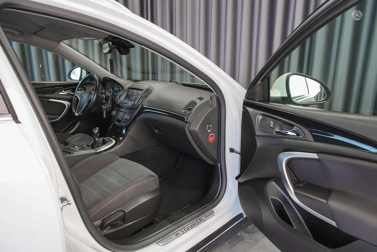 Opel Insignia, 2.0 l., Универсал