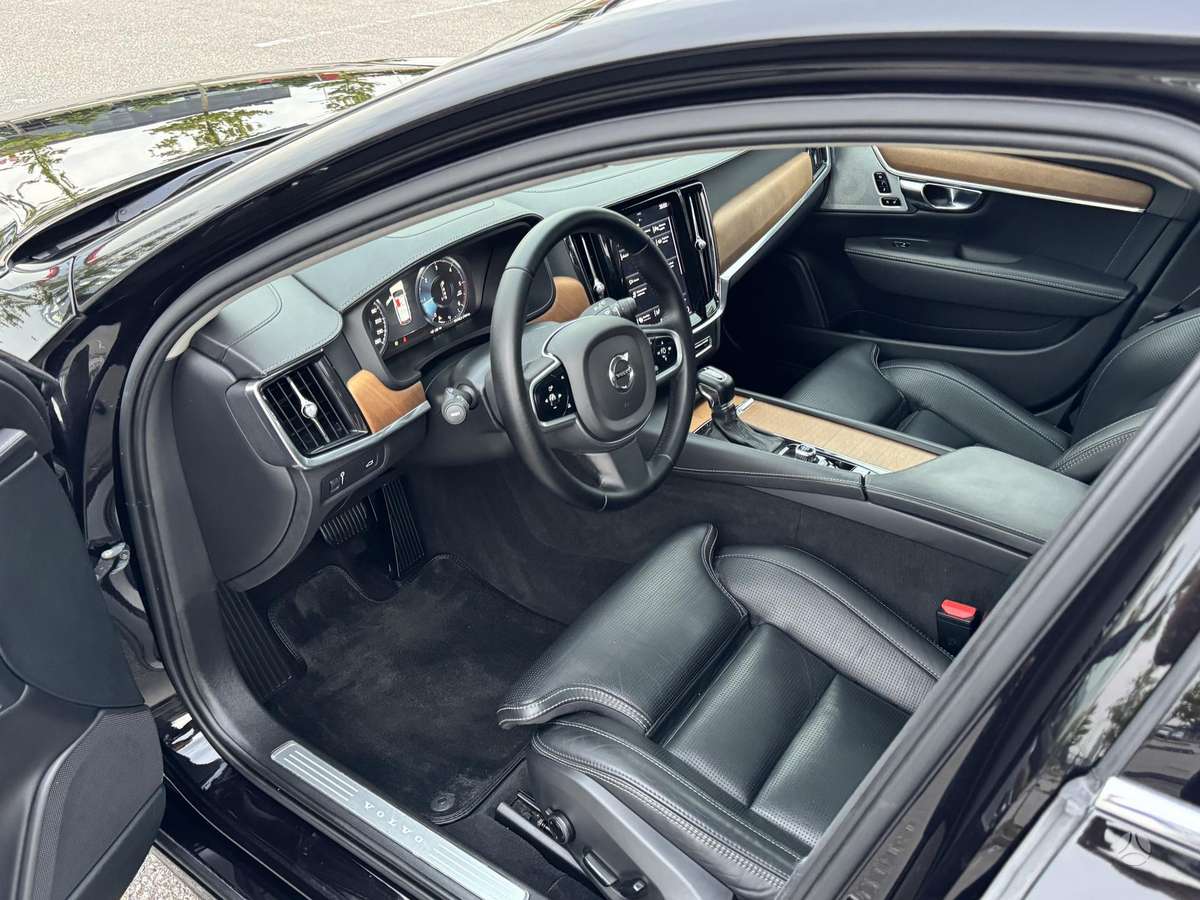 Volvo V90, 2.0 l., Универсал